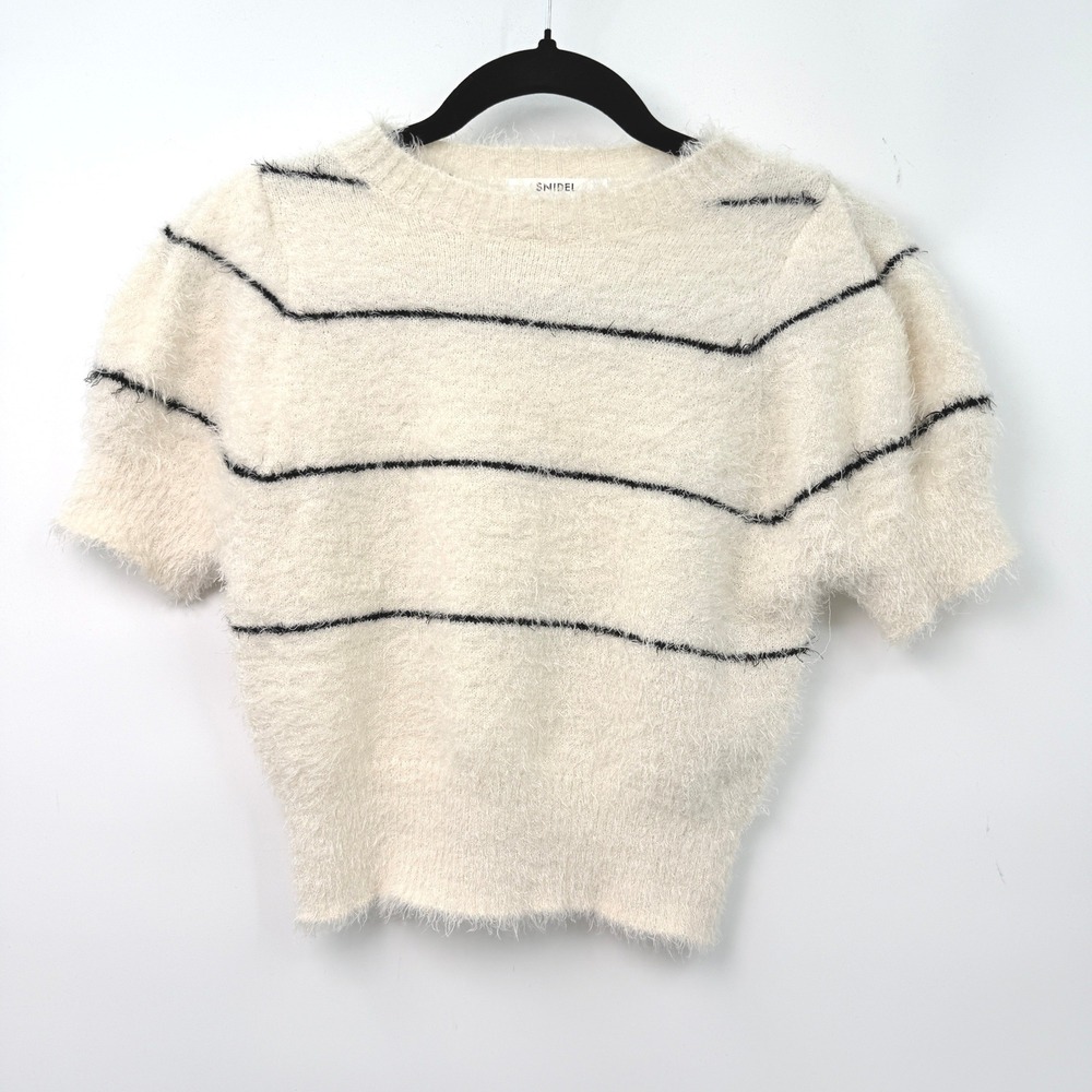 SNIDEL‎ One Size Stretch Fuzzy Knit Short Sleeve Sweater Cottage Minimalist